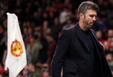 Manchester United (MU) tengah mempertimbangkan mempermanenkan Michael Carrick sebagai manejer tetap