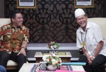 Wali Kota Samarinda, Andi Harun menerima audiensi perwakilan Lembaga Adat Dayak Kenyah di Balai Kota padda Jumat (12/6/2026) sore.