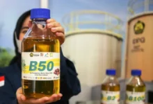 Bahan bakar campuran 50 persen biodiesel (B50)