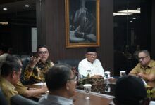 Penyampaian Laporan Akhir Kajian TKD Kota Samarinda yang dipimpin langsung Wali Kota Samarinda Andi Harun