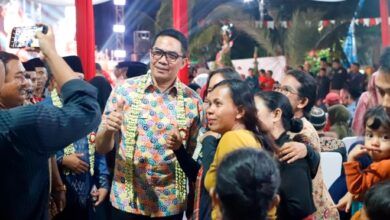 Wali Kota Andi Harun Hadiri Peringatan HUT ke-81 Kemerdekaan RI yang dirangkaikan dengan Hari Jadi ke-56 Kelurahan Lempake, Minggu (9/8/2026).