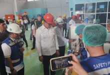 Pemerintah Kota Samarinda resmi memasuki bisnis Air Minum Dalam Kemasan (AMDK) melalui peluncuran merek lokal SAMAQUA