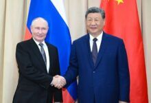 Presiden Rusia Vladimir Putin bertemu Presiden China Xi Jinping